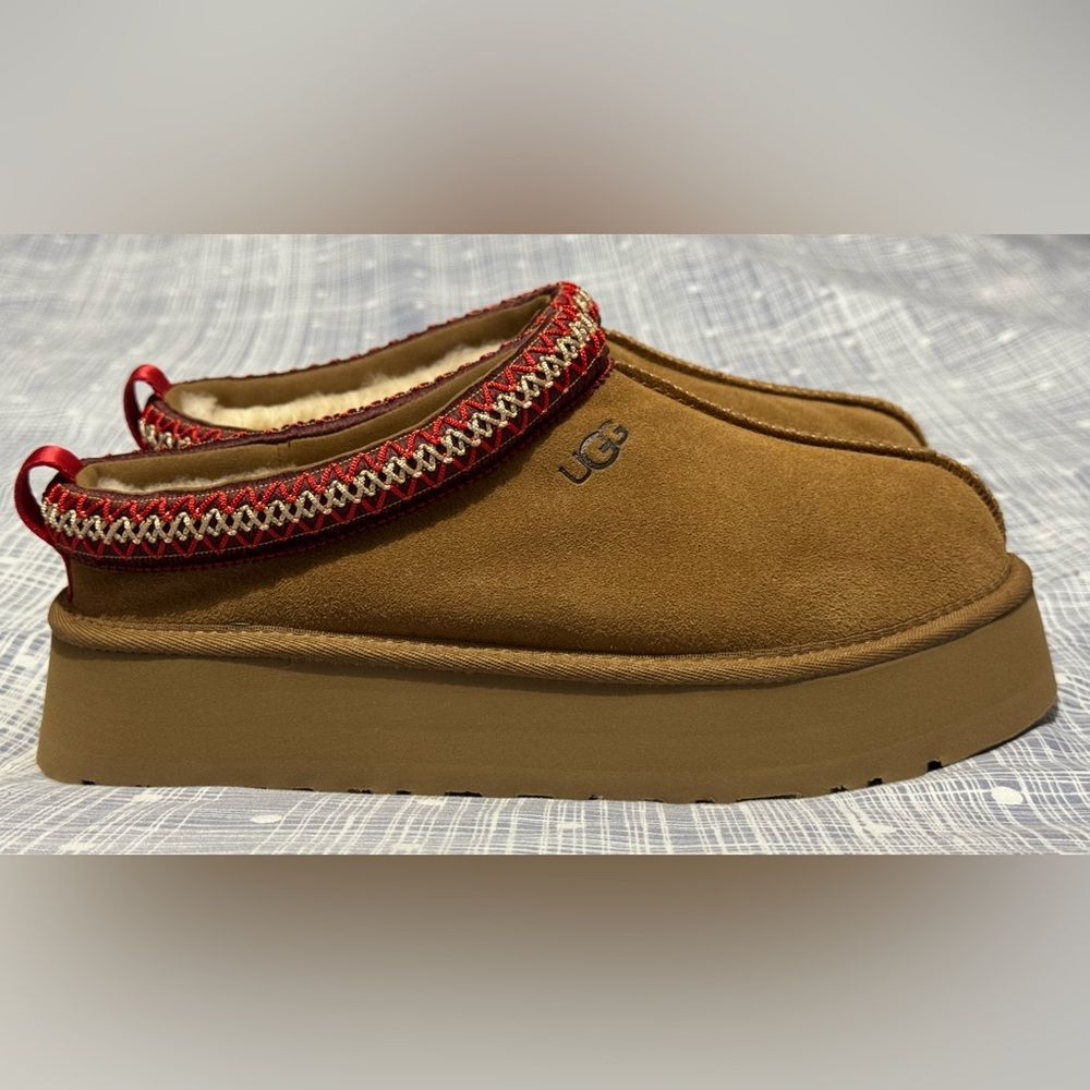 Ugg Tazz ll Platform Slippers Chestnut Size 8 Brand New!
